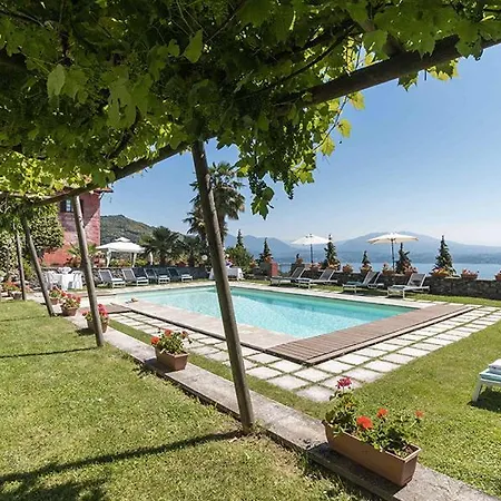 Appartamento San Salvatore Sleeps 4 With Pool Massino Visconti
