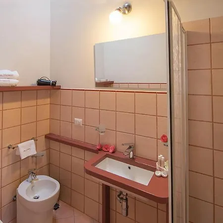 San Salvatore Sleeps 4 With Pool *